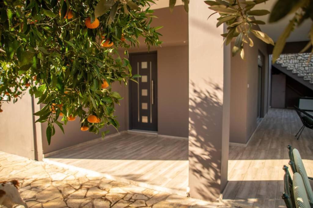 Akrivi'S House In Каламата Экстерьер фото
